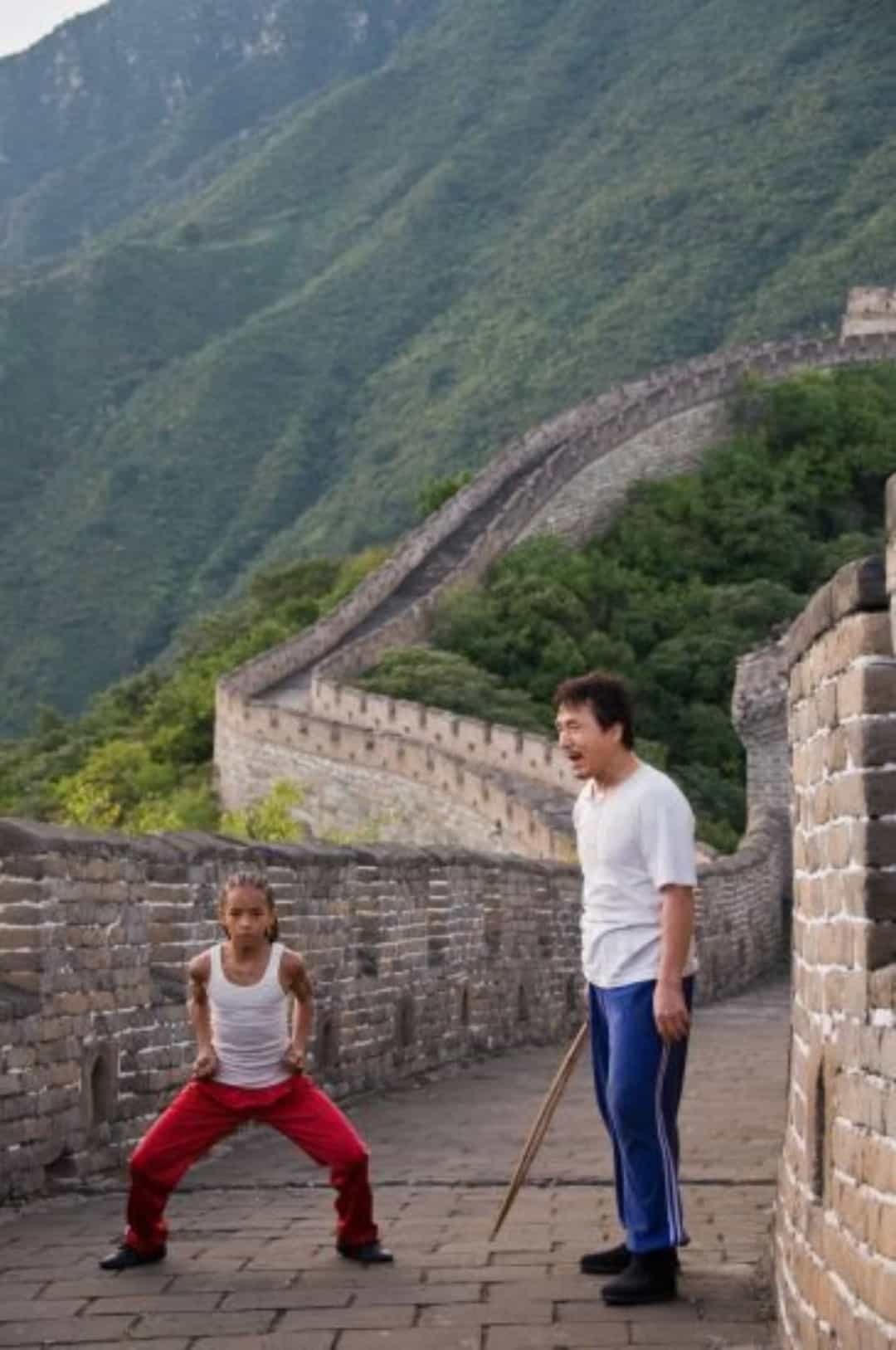 Thành Long và Jaden Smith trong bộ phim “The Karate Kid”.  