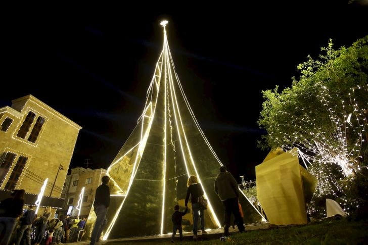 Những cây thông Noel ngoạn mục nhất trên khắp thế giới