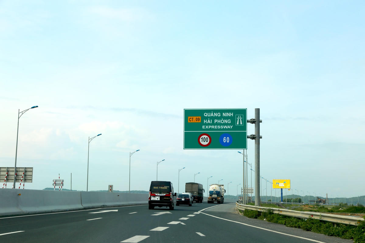 Đường cao tốc Hải Phòng - Hạ Long là "huyết mạch" quan trọng trong phát triển kinh tế - xã hội.