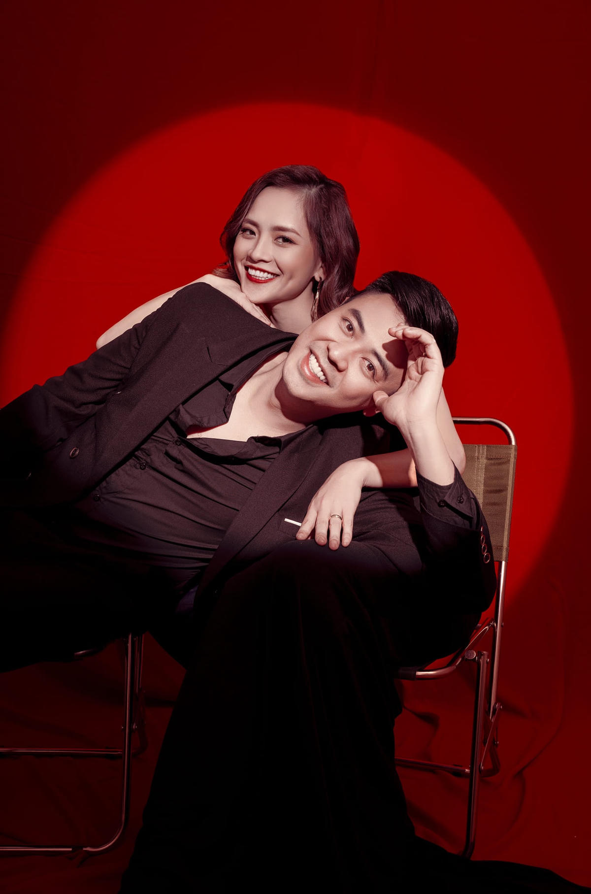 Kết hợp với Tuấn Tú trong "Anh có phải đàn ông không", Thúy An cùng bạn diễn tạo nên nhiều tình huống thú vị. 