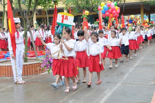 Học sinh khối lớp 1 trường tiểu học Kim Đồng, quận Ba Đình. Ảnh Thanh Hải.