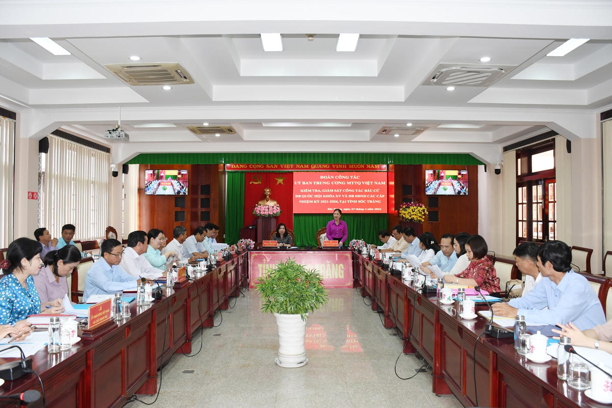Quang cảnh buổi làm việc của đoàn UBTƯ MTTQ Việt Nam với Sóc Trăng.