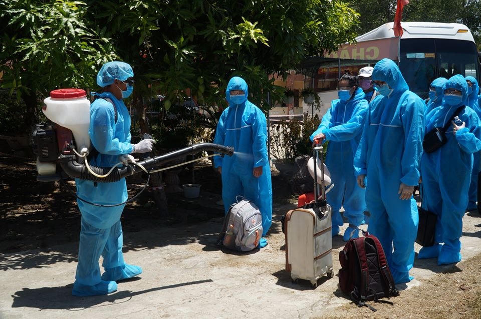 269 công dân Việt Nam trở về từ Pháp, Bờ Biển Ngà và một số nước châu Phi được cách ly theo dõi y tế tại tỉnh Quảng Ngãi đều âm tính với Covid-19.