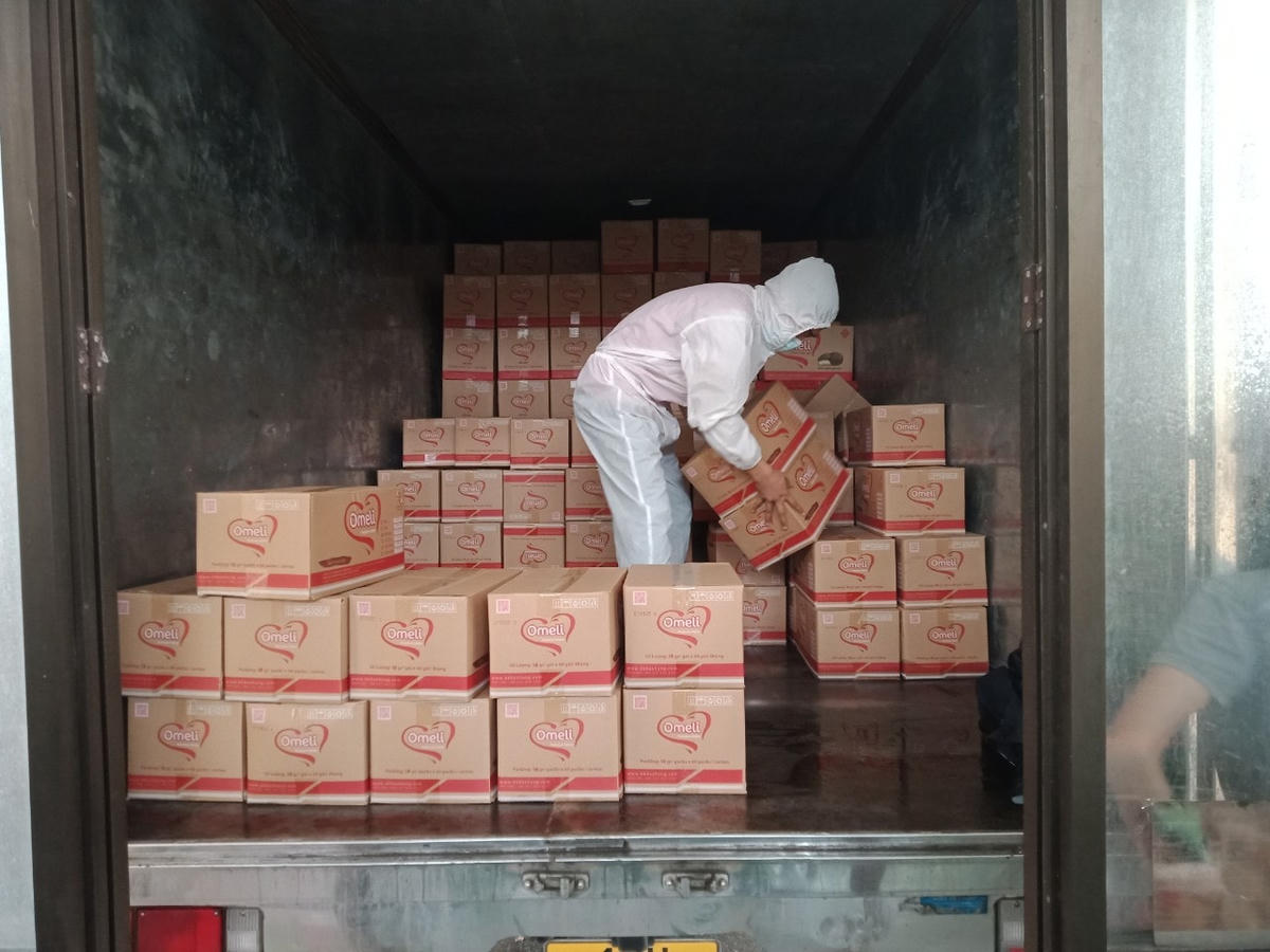 Hàng hóa, hiện vật ủng hộ phòng, chống dịch Covid-19 được vận chuyển trực tiếp tới Ủy ban MTTQ Việt Nam tỉnh Bắc Ninh.