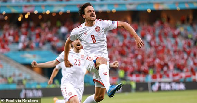 Đan Mạch xuất sắc đánh bại CH Séc để giành vé vào bán kết Euro 2020.