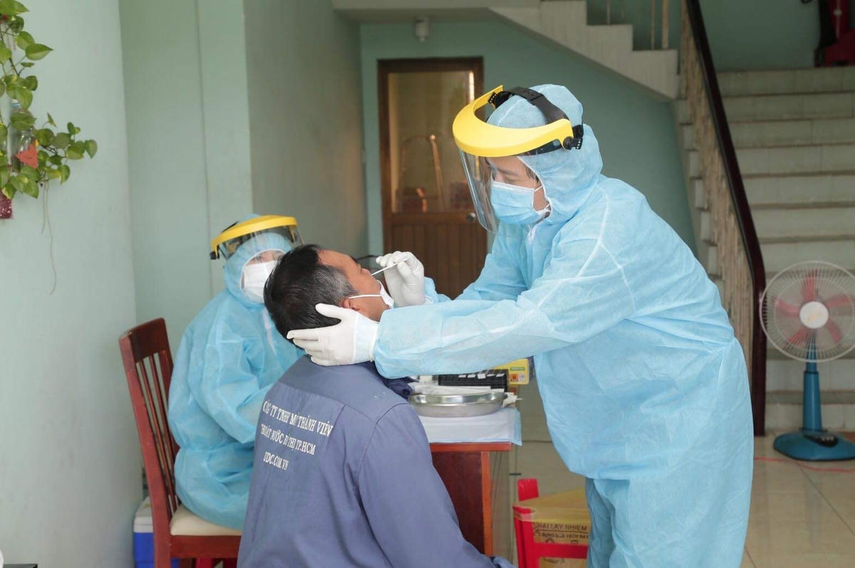 Một số địa phương ở TP HCM đang áp dụng xét nghiệm có trọng tâm, trọng điểm.