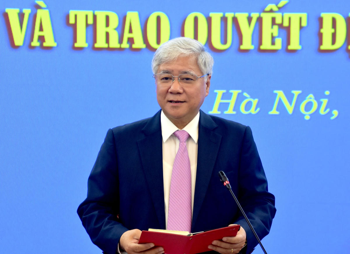 Chủ tịch Đỗ Văn Chiến phát biểu tại Hội nghị.