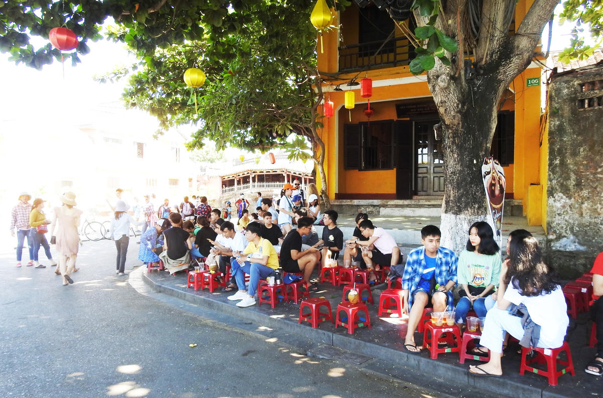 Nhờ kích cầu du lịch nội địa, khách du lịch đã tăng trở lại ở đô thị cổ Hội An. Ảnh Thanh Tùng.