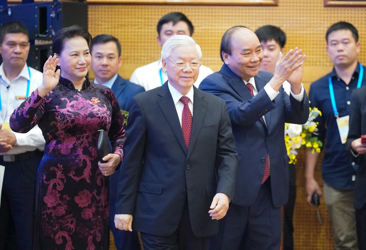 Tổng Bí thư, Chủ tịch nước Nguyễn Phú Trọng; Thủ tướng Chính phủ Nguyễn Xuân Phúc; Chủ tịch Quốc hội Nguyễn Thị Kim Ngân tới dự Hội nghị Cấp cao ASEAN lần thứ 37 khai mạc tại Hà Nội, ngày 12/11. Ảnh: VGP.
