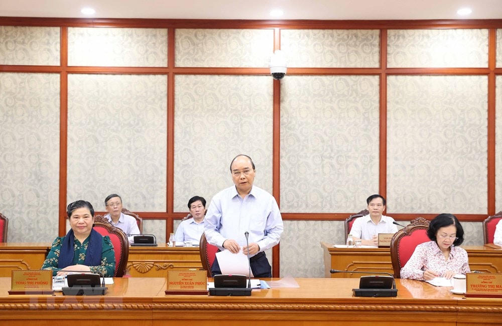 Tại Trụ sở Trung ương Đảng, ông Nguyễn Xuân Phúc, Ủy viên Bộ Chính trị, Thủ tướng Chính phủ chủ trì cuộc làm việc của Bộ Chính trị với Ban Thường vụ Tỉnh ủy Hà Giang. (Ảnh: Thống Nhất/TTXVN).