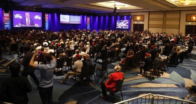 Trước bài phát biểu, ông Trump đã giành chiến thắng trong cuộc thăm dò ý kiến của CPAC, với 55% số người được hỏi nói rằng họ sẽ bỏ phiếu cho ông nếu cuộc bầu cử sơ bộ chọn ứng viên cho đảng Cộng hòa ra tranh cử năm 2024 diễn ra lúc này. Ông Trump cũng bác bỏ ý định thành lập đảng mới, mà thay vào đó đoàn kết đảng Cộng hòa để đánh bại đảng Dân chủ.  