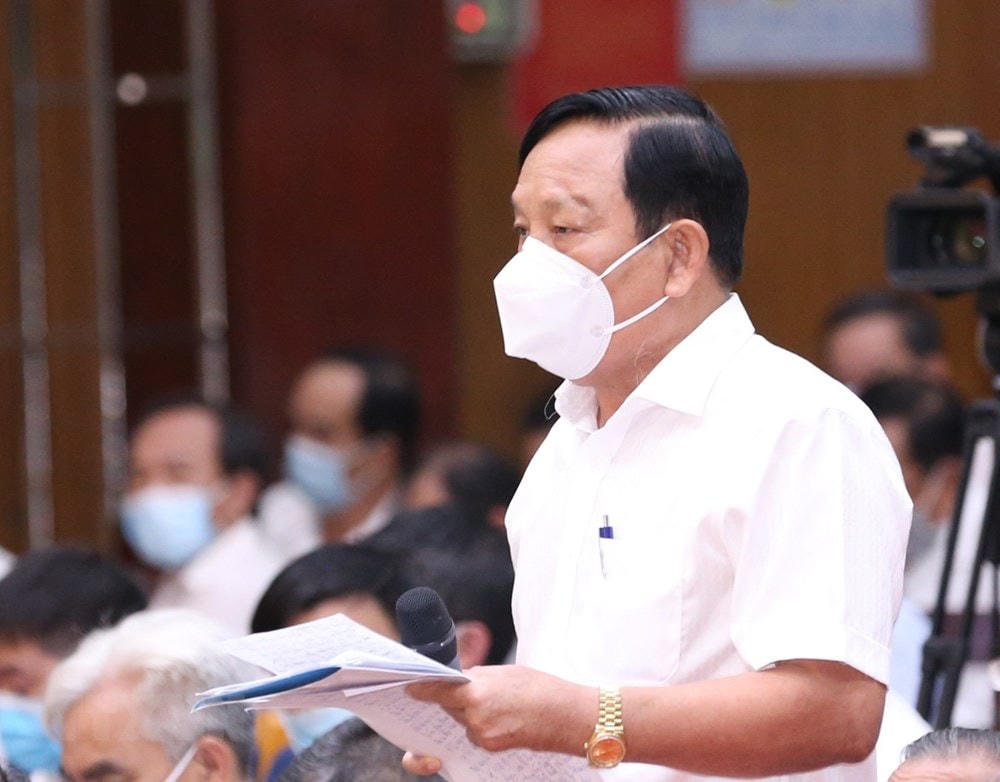 Cử tri Vũ Cao Quân phát biểu ý kiến. (Ảnh: Văn Điệp/TTXVN).