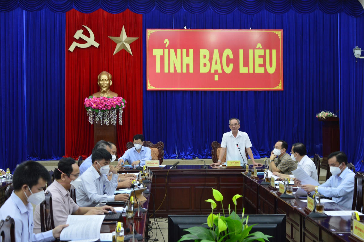 Bí thư Tỉnh ủy  Bạc Liêu Lữ Văn Hùng chỉ đạo ngành Y tế phải triển khai ngay đối với số vaccine ngừa Covid-19 được Bệnh viện Chợ Rẫy hỗ trợ cho 2 địa bàn đang có dịch bệnh phức tạp là TP Bạc Liêu và TX Giá Rai.