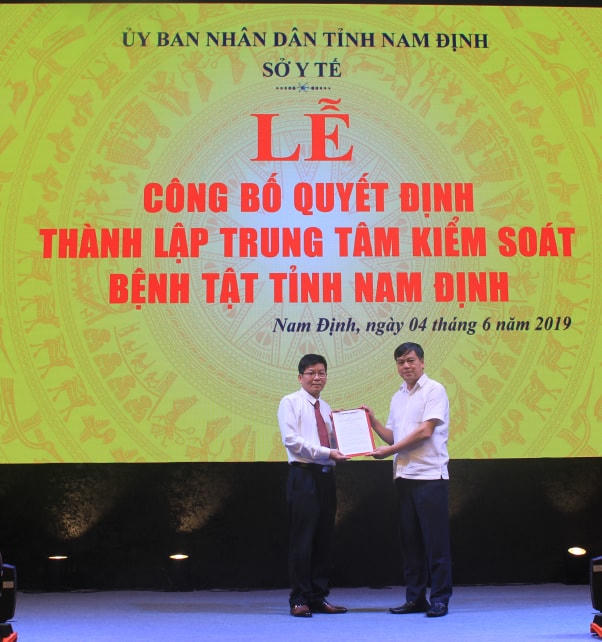 Ông Đỗ Đức Lưu bị khởi tố, bắt giam sau 4 năm được bổ nhiệm làm Giám đốc CDC Nam Định. Ông Đỗ Đức Lưu là Giám đốc đầu tiên của Trung tâm này sau khi nhiều Trung tâm khác thuộc Sở Y tế Nam Định được sáp nhập thành CDC Nam Định.