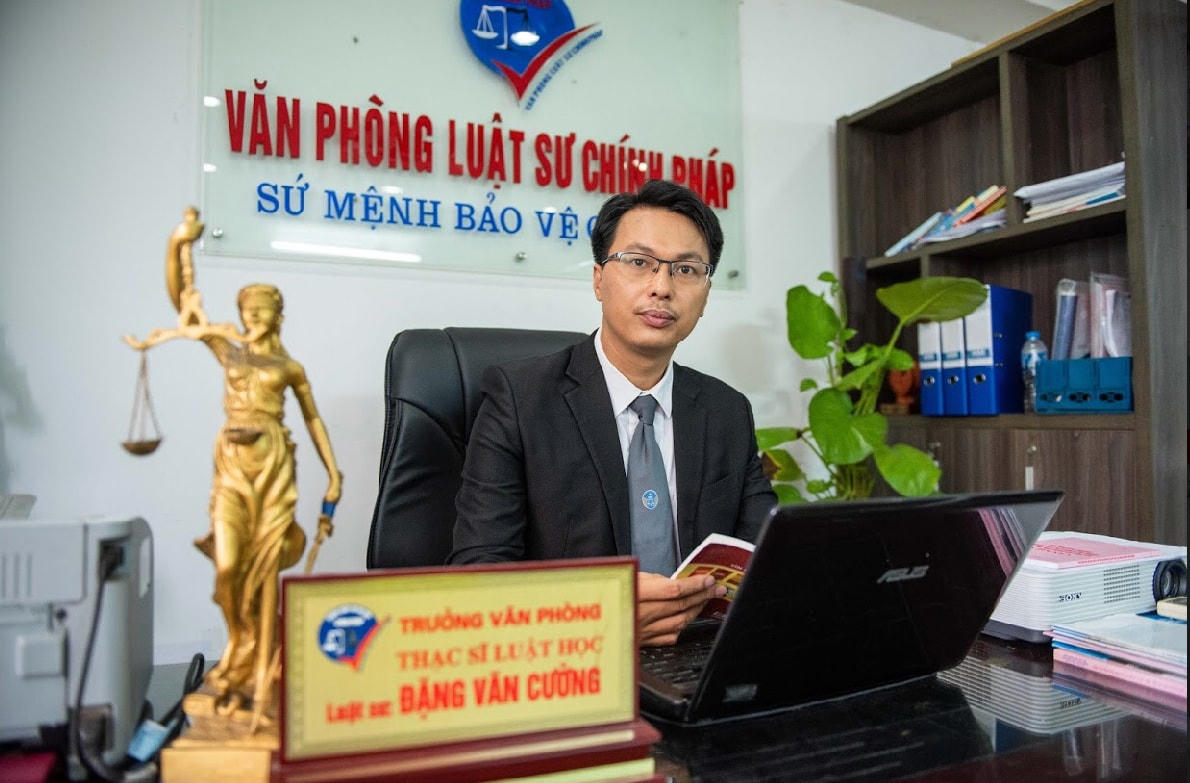 Luật sư Đặng Văn Cường, Trưởng văn phòng Luật sư Chính Pháp, Đoàn Luật sư TP Hà Nội.
