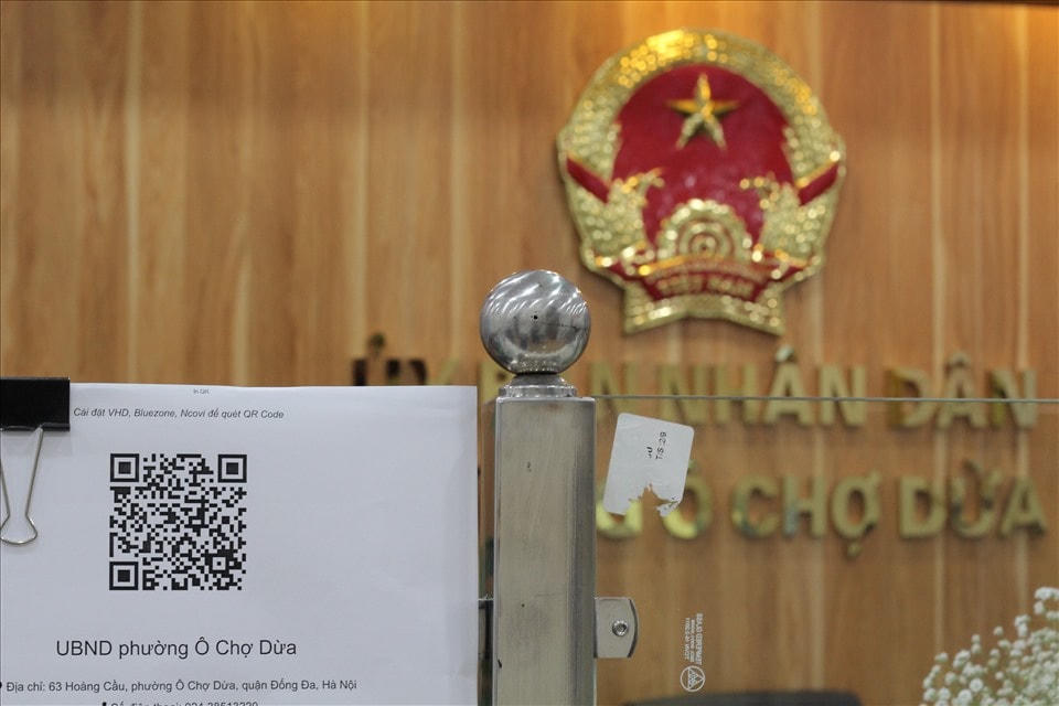 Hà Nội: Đẩy mạnh việc quét mã QR để quản lý thông tin người ra vào cơ quan, đơn vị
