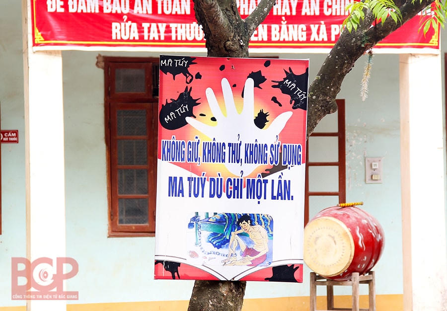 Tuyên truyền phòng, chống ma túy ở Bắc Giang. Ảnh: Dương Thủy.