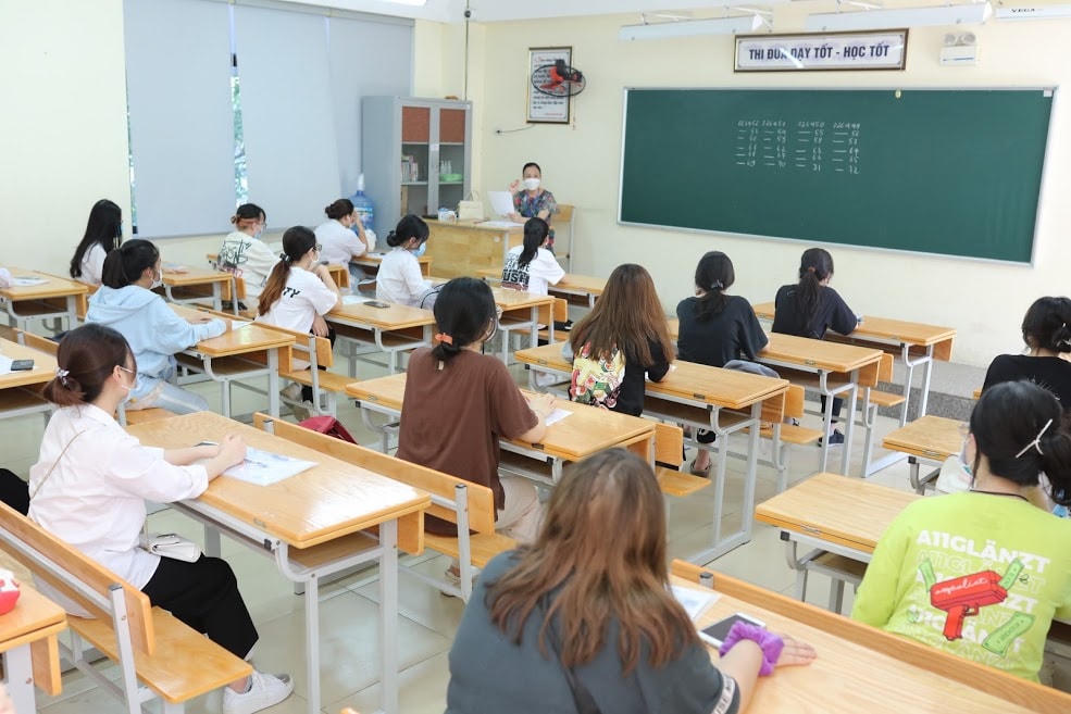 Thí sinh dự thi tốt nghiệp THPT năm 2021. Ảnh: Phạm Quang Vinh.
