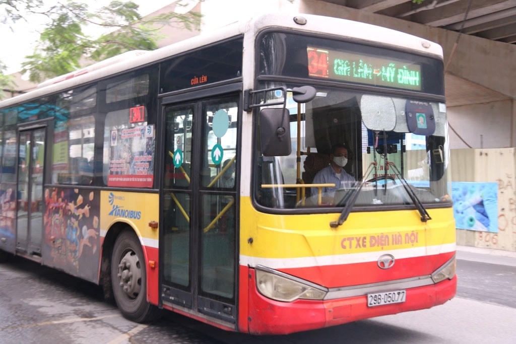 Xe buýt vẫn chưa thu hút được người dân sử dụng.