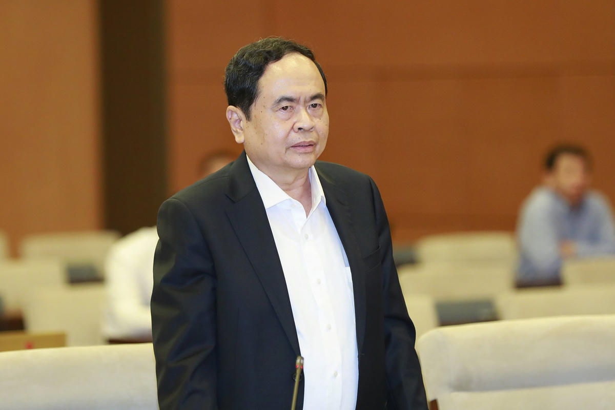 Chủ tịch Trần Thanh Mẫn phát biểu tại phiên họp. Ảnh: Quang Vinh.