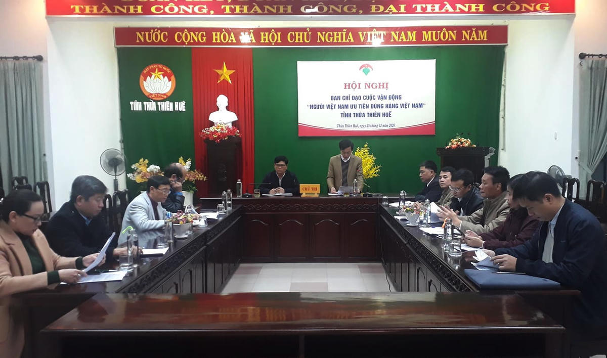 Các đại biểu tham dự hội nghị.
