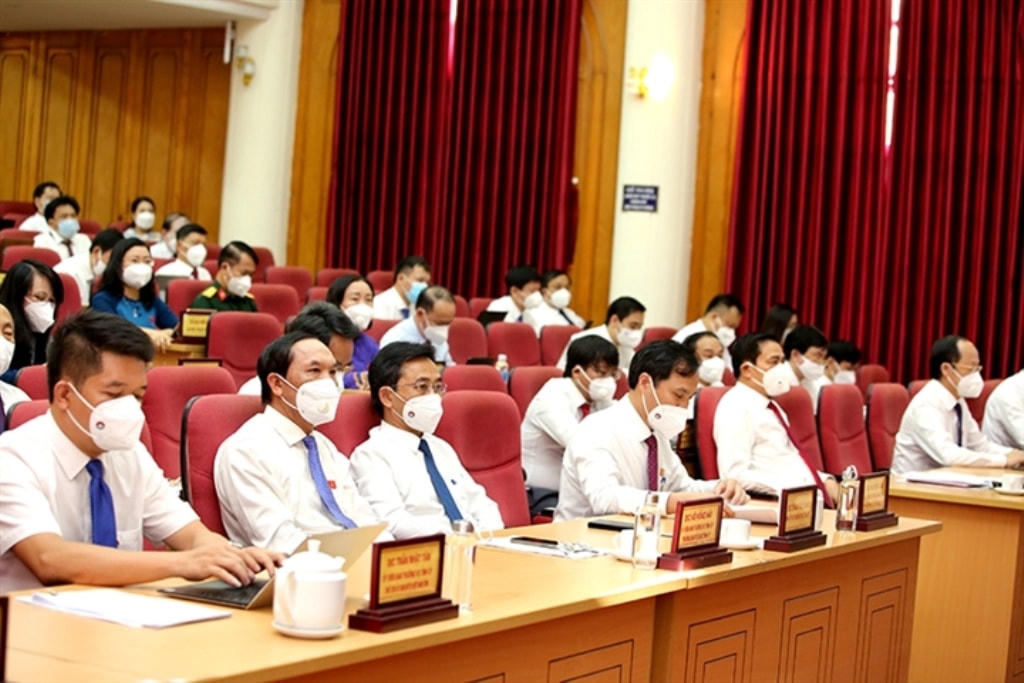 Kỳ họp thứ nhất HĐND tỉnh Hà Tĩnh khóa XVIII, nhiệm kỳ 2021-2026. Ảnh: BHT.