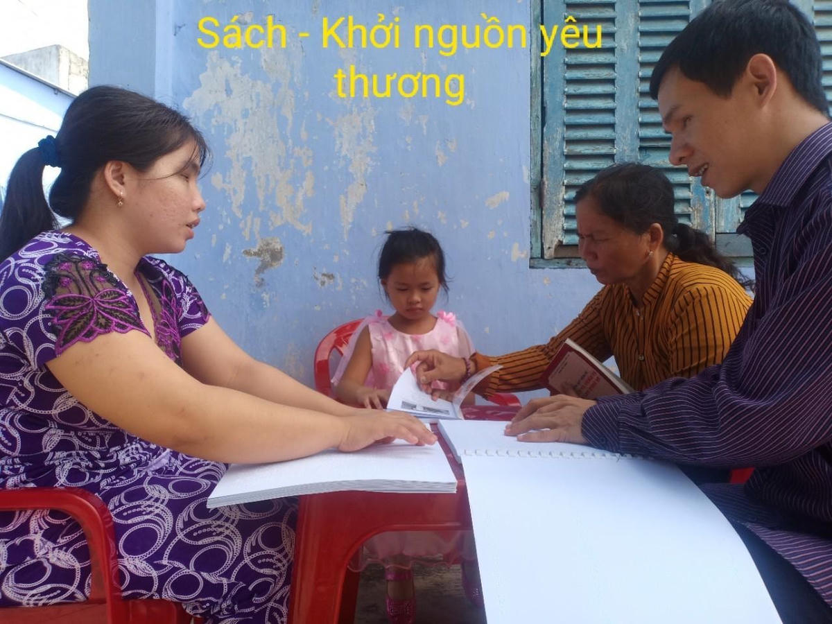 "Sách khởi nguồn yêu thương" - Nguyễn Thị Ngọc (Sóc Trăng).