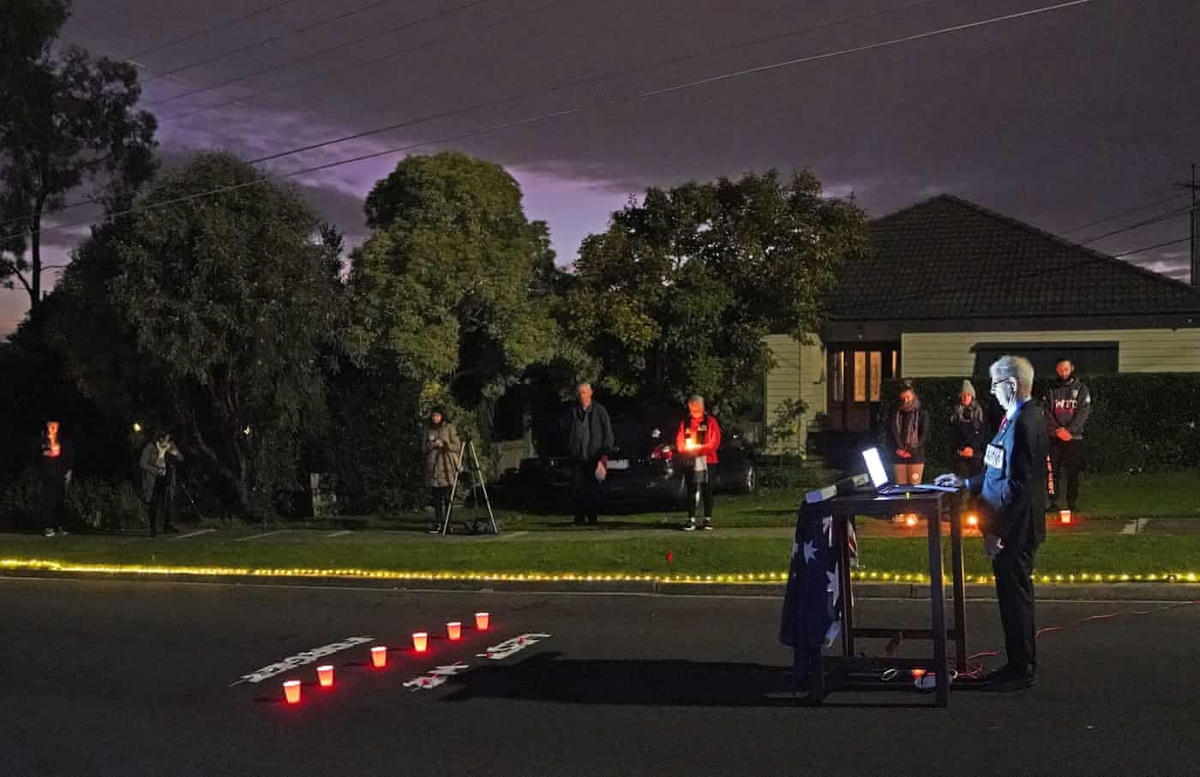 Ngày 25/4/2020 - Ngày lễ Anzac ở thành phố Melbourne yên lặng hơn bình thường do các nghi lễ truyền thống đều bị hủy bỏ do nguy cơ lây lan đại dịch. Ảnh: Scott Barbour/AAP.