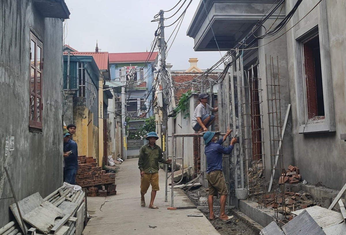 Gia đình Phó Bí thư thường trực, Chủ tịch HĐND xã không chấp hành Chỉ thị 16