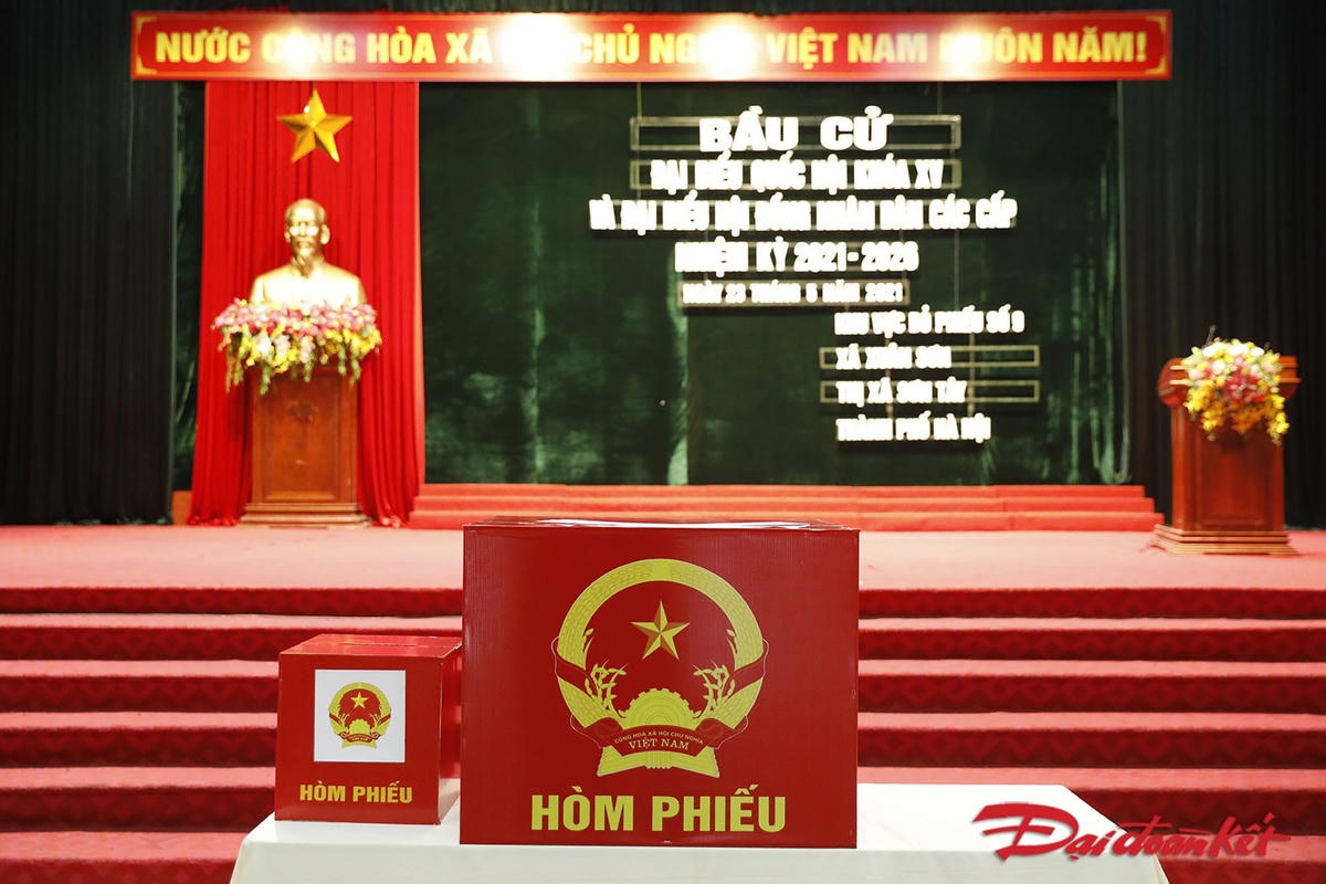 Toàn bộ khu vực bầu cử đã được Trường Quân sự Bộ Tư lệnh Thủ đô chuẩn bị hoàn tất. Ảnh: Quang Vinh. 