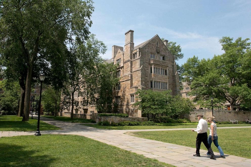 Khuôn viên Đại học Yale ở New Haven, Connecticut.