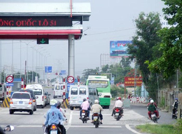 BOT quốc lộ 51.