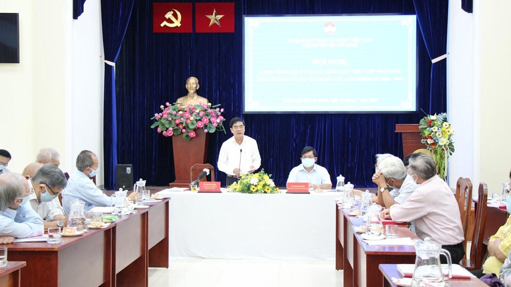 Quang cảnh hội nghị.