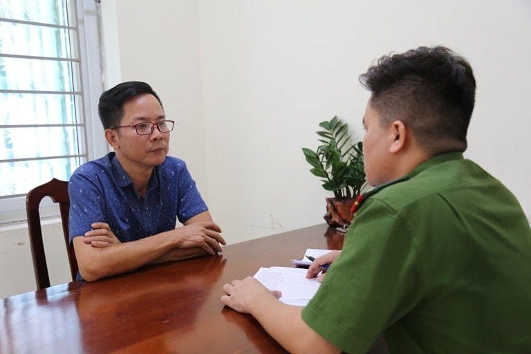 Nguyễn Mạnh Toàn tại cơ quan Công an. Ảnh: Công an tỉnh Vĩnh Phúc