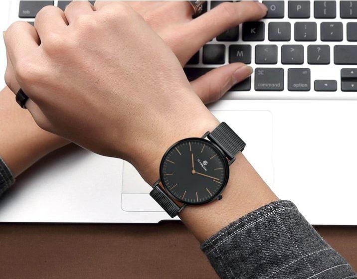 Hướng dẫn cách xử lý đồng hồ bị vào nước ngay tại nhà