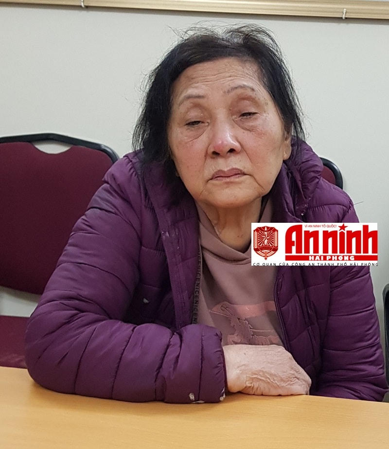 Đối tượng Phụng tại cơ quan công an