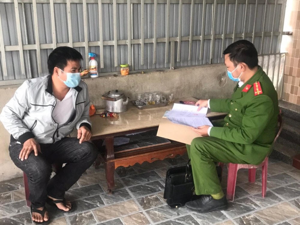 Công an lập biên bản đối với ông P.Q.H.
