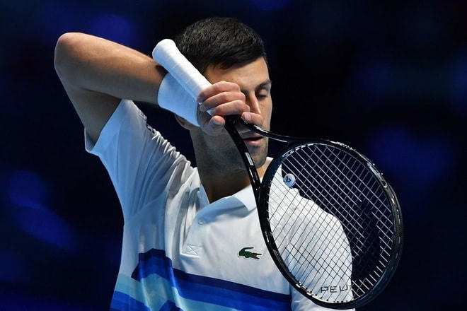 Djokovic gặp nhiều khó khăn trước sự thăng hoa của đối thủ.