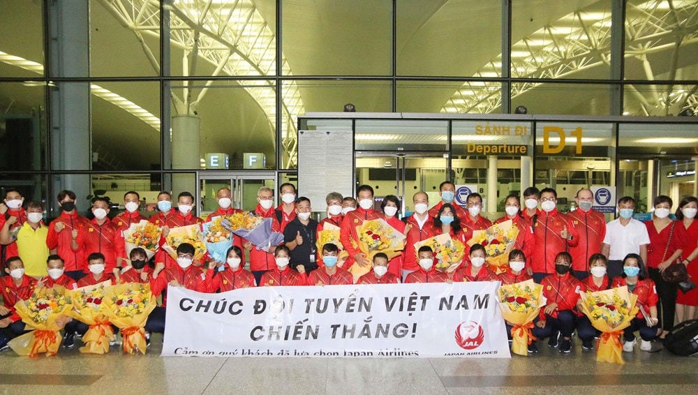 Phó Tổng cục trưởng phụ trách Tổng cục Thể dục Thể thao, trưởng đoàn thể thao Việt Nam,ông Trần Đức Phấn khẳng định toàn bộ thành viên sẽ cố gắng biến khó khăn thành động lực, vươn lên bằng khát vọng, thi đấu hết mình, tự tin, sáng tạo, mang vinh quang về cho Tổ quốc. (Ảnh: PV/Vietnam+).