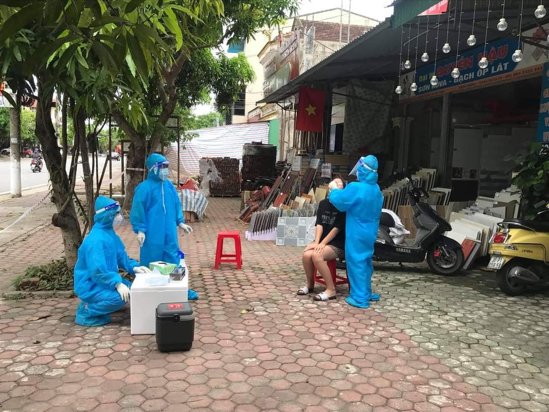 Các hoạt động thường ngày nhường chỗ cho công tác phòng, chống dịch.