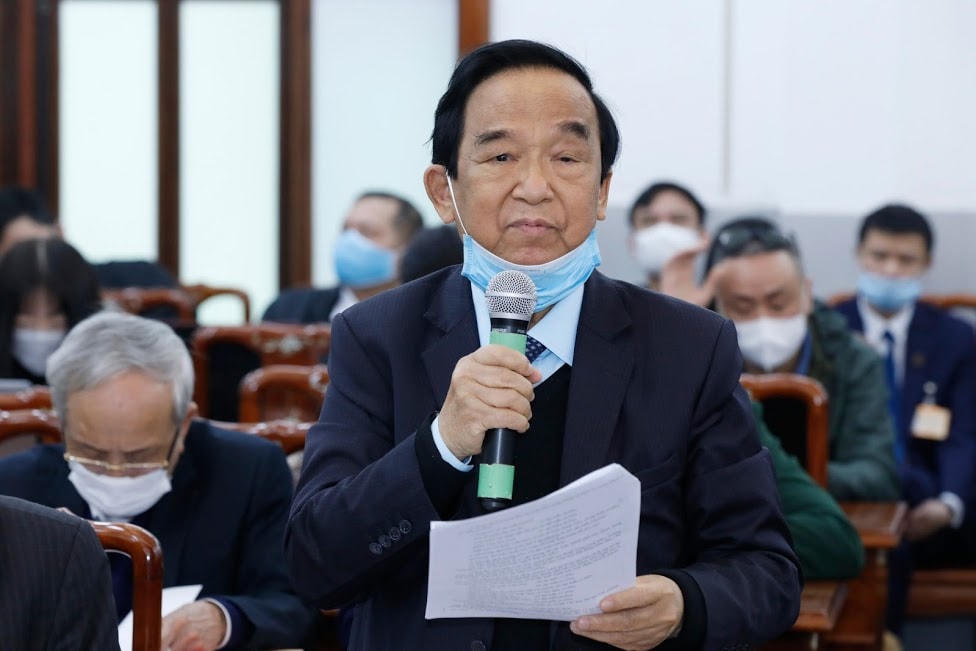 Ông Nguyễn Lân Dũng phát biểu tại Hội nghị.
