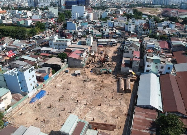 Căn hộ dự án Ascent Plaza (375 Nơ Trang Long, Q.Bình Thạnh, TP HCM) mở bán từ năm 2019 tới nay chưa xong phần móng.