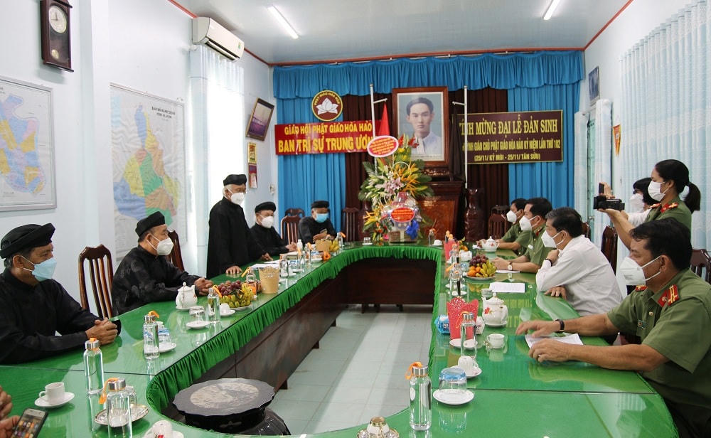 Ông Nguyễn Tấn Đạt -Trưởng Ban Trị sự Trung ương Giáo hội PGHH gửi lời cảm ơn đến Công an tỉnh An Giang.