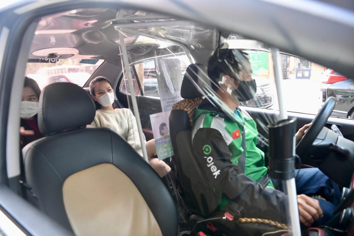 Gojek  triển khai dịch vụ gọi xe ô tô công nghệ GoCar tại Hà Nội