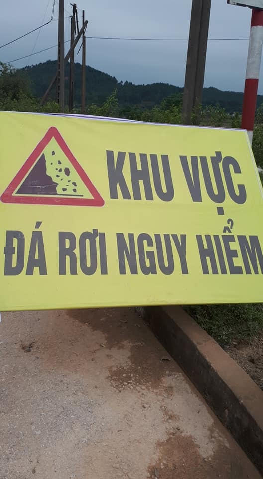 Rú Nguộc vẫn đang được cảnh báo về nguy cơ sạt lở.