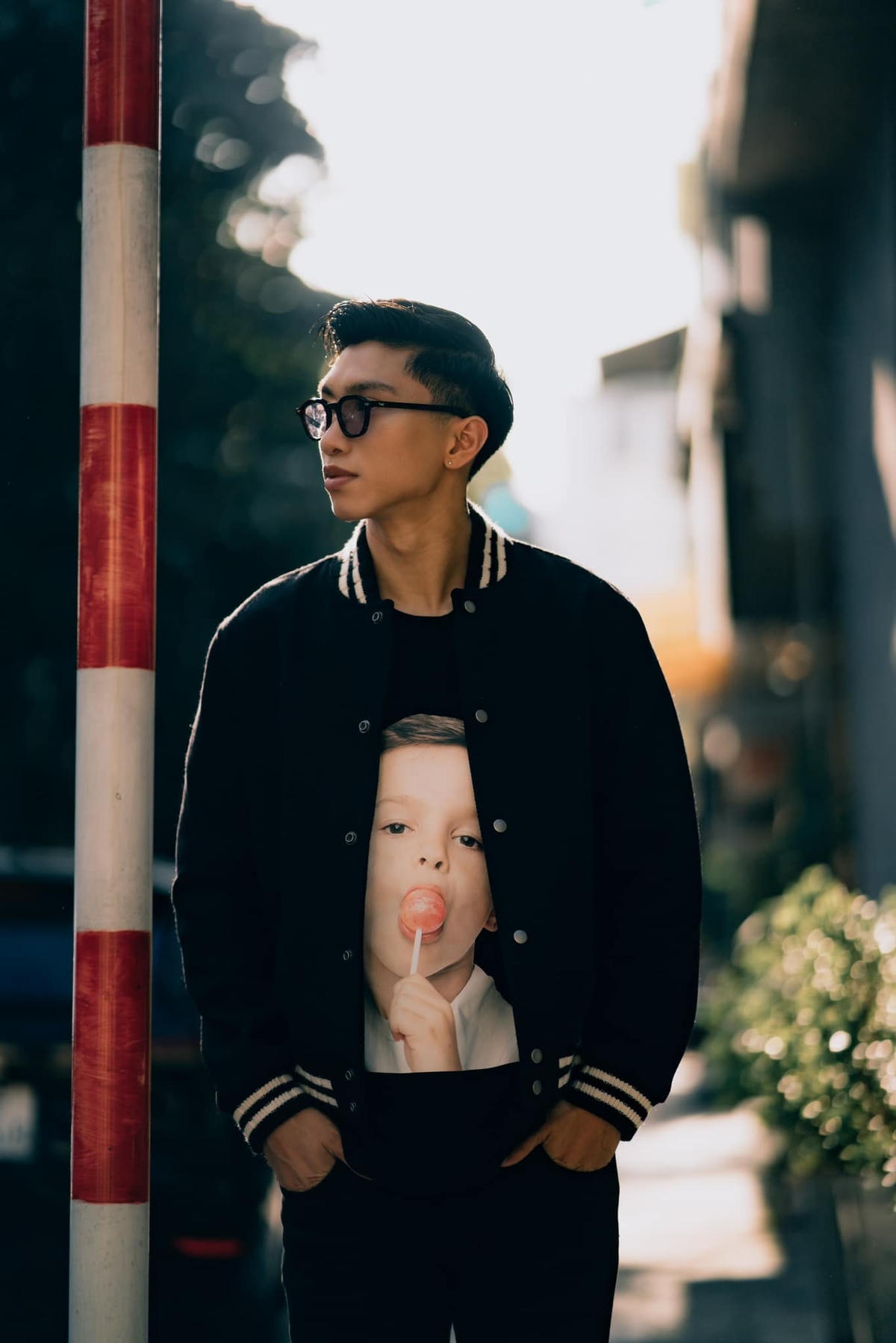 Ngày 12/11/2021, Đoàn Văn Hậu cùng HLV Park Choong Kyun của CLB Hà Nội đáp chuyến bay từ Nội Bài sang Hàn Quốc để mổ chấn thương đầu gối.