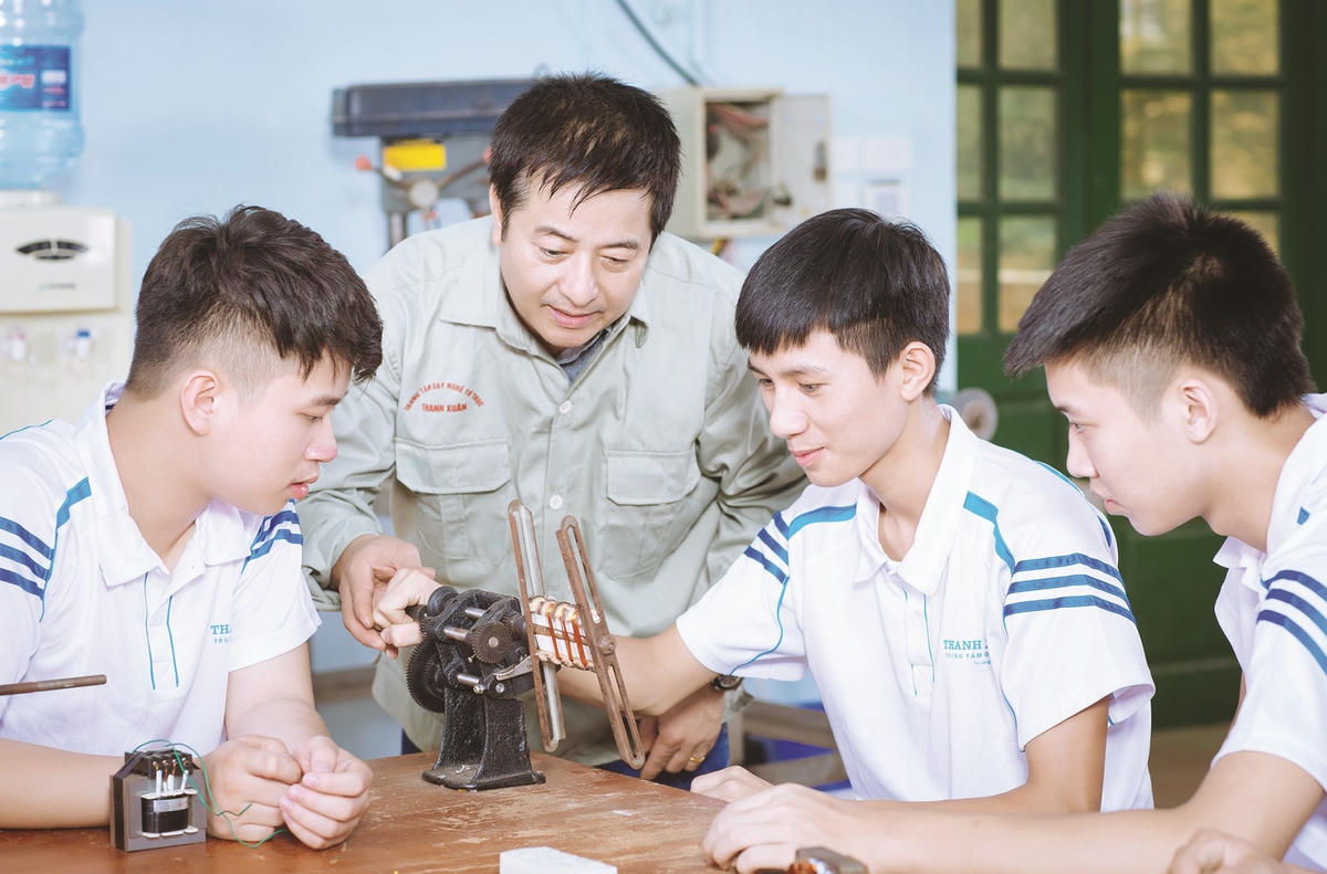 Chứng chỉ tin học, ngoại ngữ không còn "làm khó" nhà giáo.