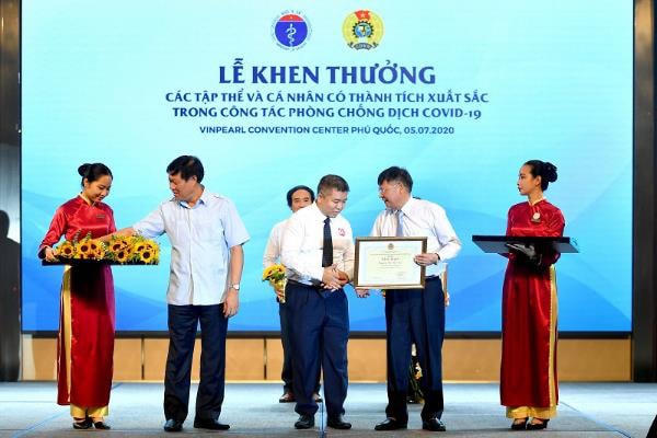 Tràn đầy cảm xúc trong kỳ nghỉ tri ân bác sĩ tuyến đầu chống dịch