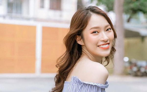 Khánh Vy kiếm bộn tiền nhờ TikTok. 