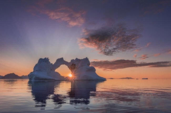 Khung cảnh hoàng hôn tuyệt đẹp tại Greenland.